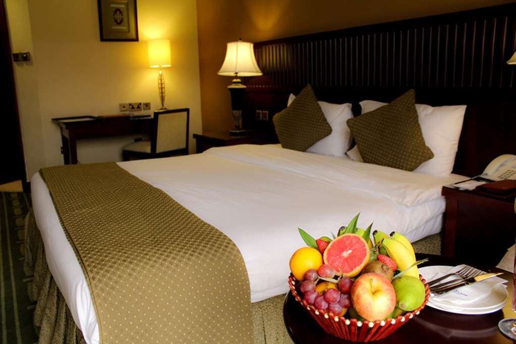 Golden Tulip Khatt Springs Resort & Spa Ras al-Khaimah Exterior photo